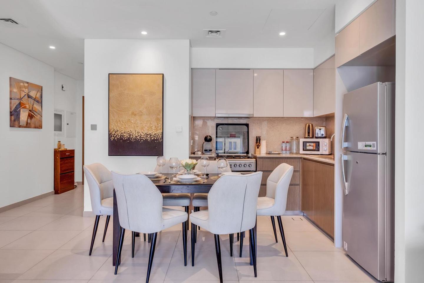 3 Bed Luxury And Downtown Dubai