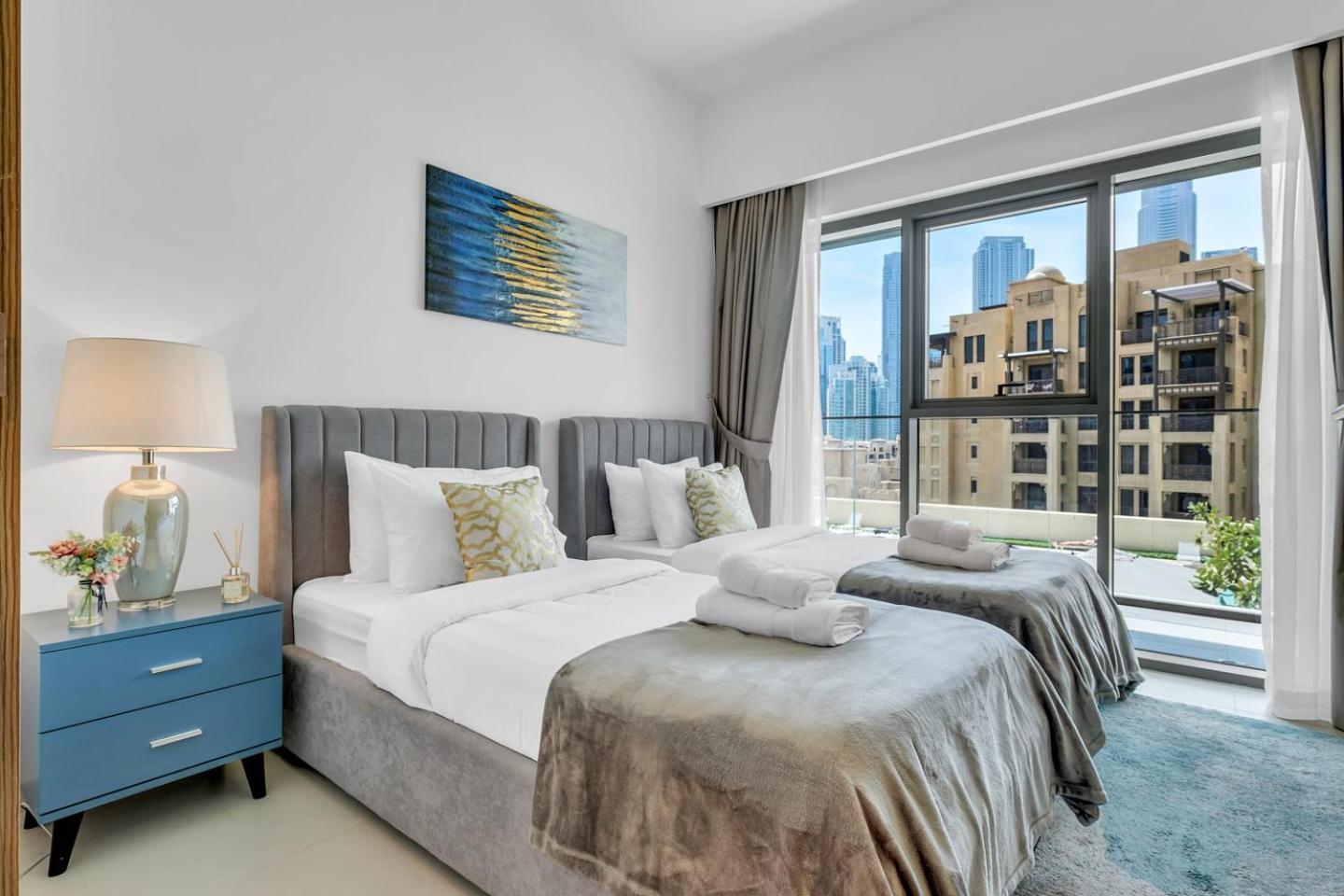 Apartment 3 Bed Luxury And Downtown Dubai