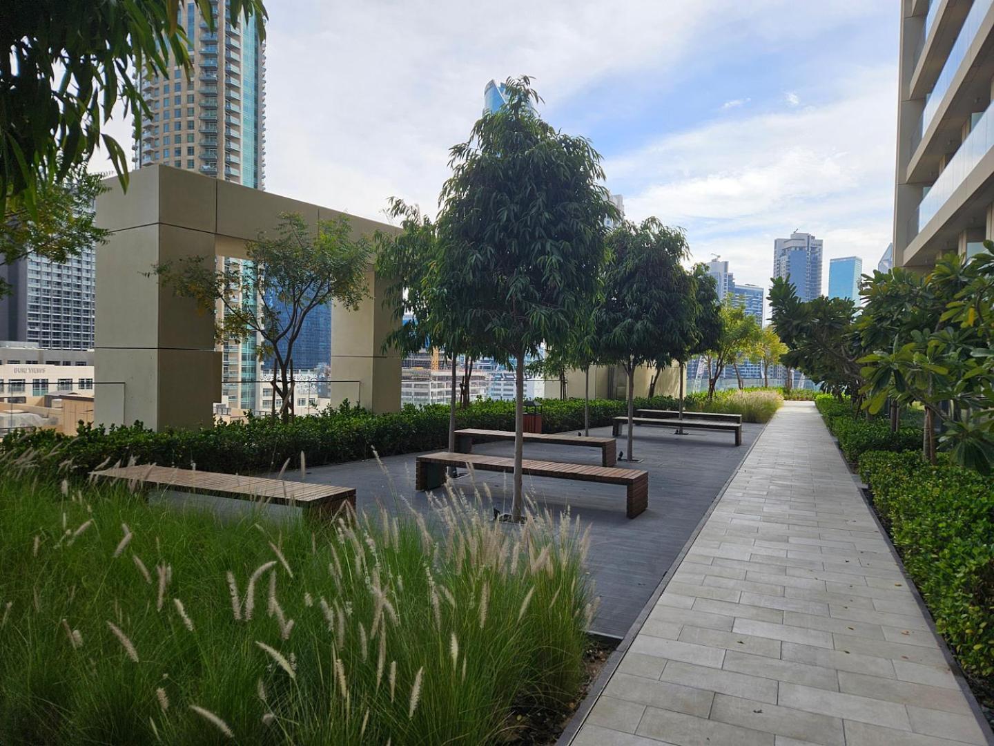 3 Bed Luxury And Downtown Dubai